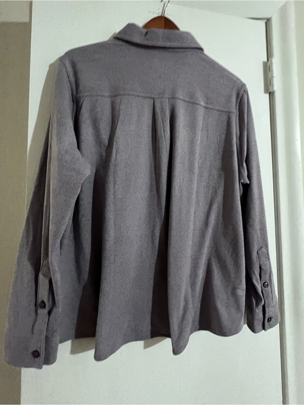 32 Degrees Women's Button-Down Shirt - Dusty Purple size XL - Picture 8 of 8